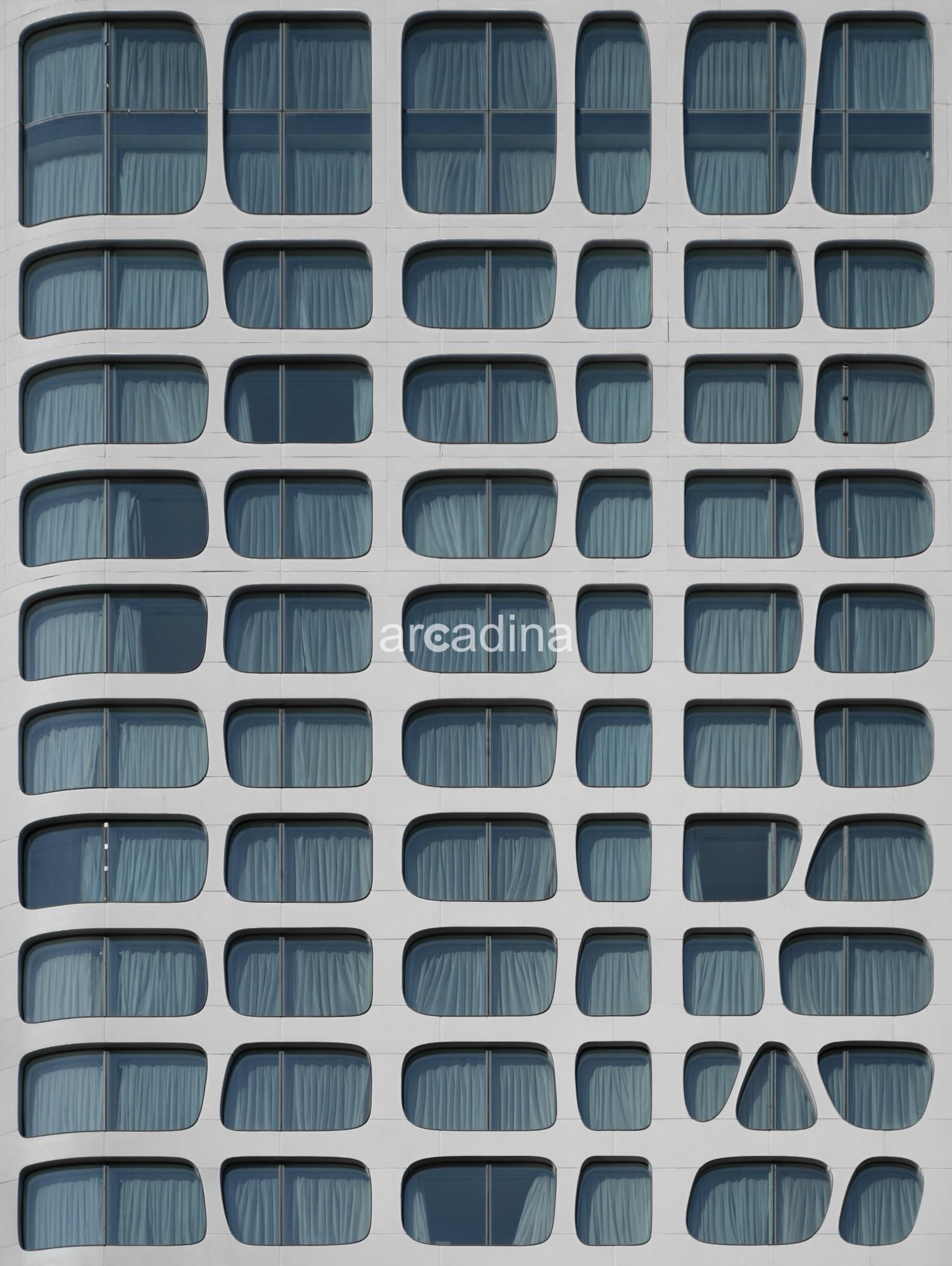 Panel - alexander-tsang-hlcwea05x1g-unsplash.jpg